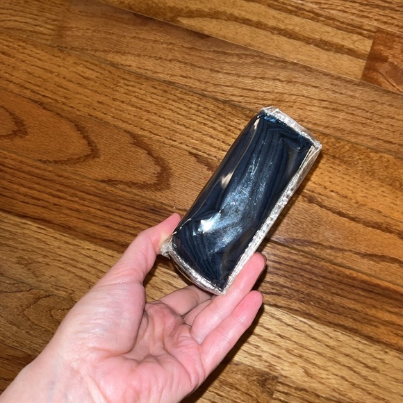 EASY CARE KING PILLOWCASES - Picture 4 of 4